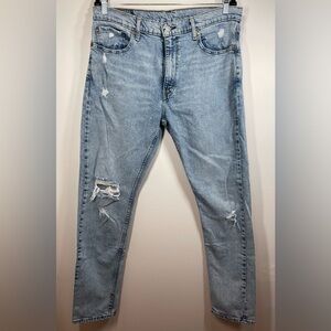 Levi’s Jeans Men’s Size 36x32 512 Slim Taper Fit Size Medium Light‎ Wash